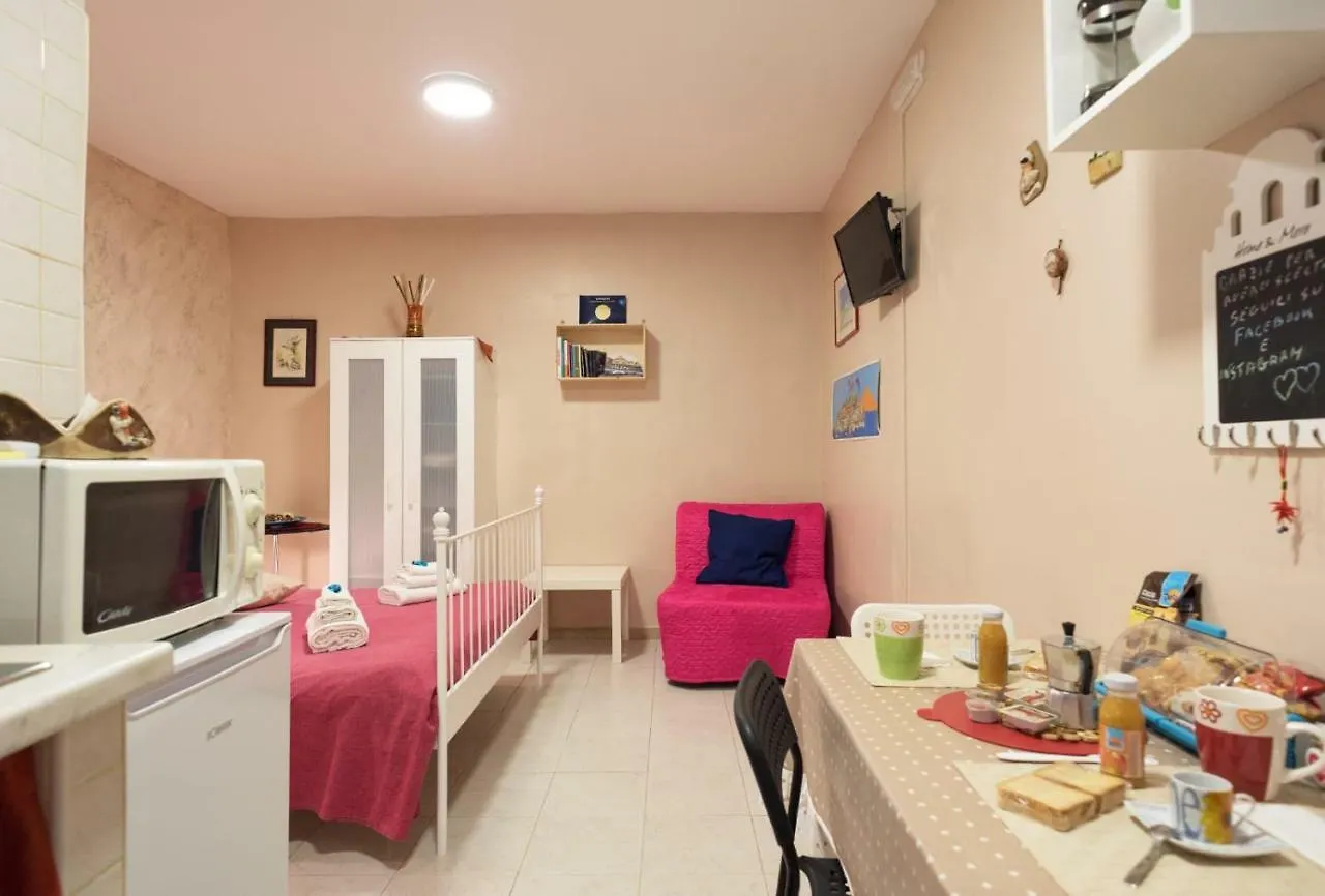 Il Rifugio Di Pulcinella Restyling Villa Naples 0*,  Italy